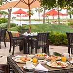 Cascade Wellness منتجع 5*