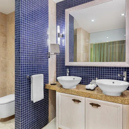 Θέρετρο Cascade Wellness 5*