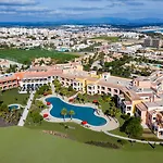 אתר נופש Cascade Wellness לאגוּ‏ש