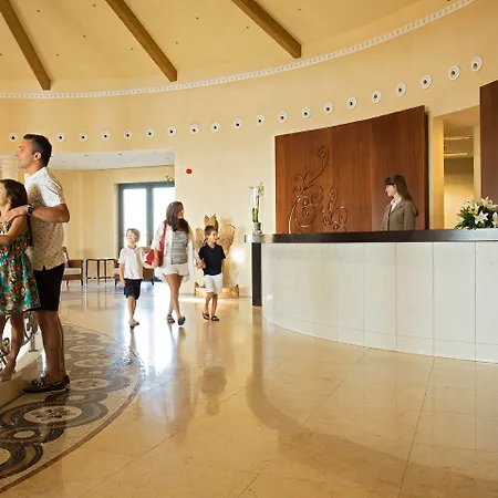 Cascade Wellness Θέρετρο