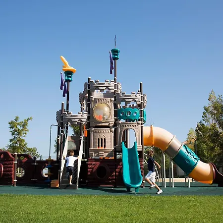 Cascade Wellness Üdülőközpont 5*