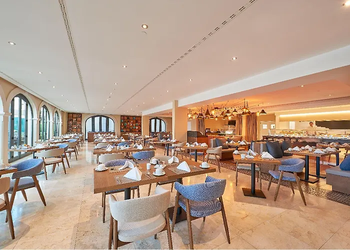 Cascade Wellness Resort 5*