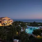Cascade Wellness Resort