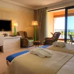 Cascade Wellness Resort 5*