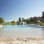 Resort Cascade Wellness Lagos